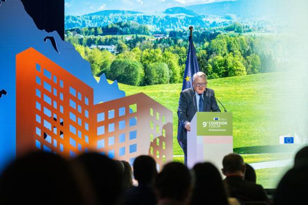 Commissioner Schmit giving a speech during the 9th Cohesion Forum